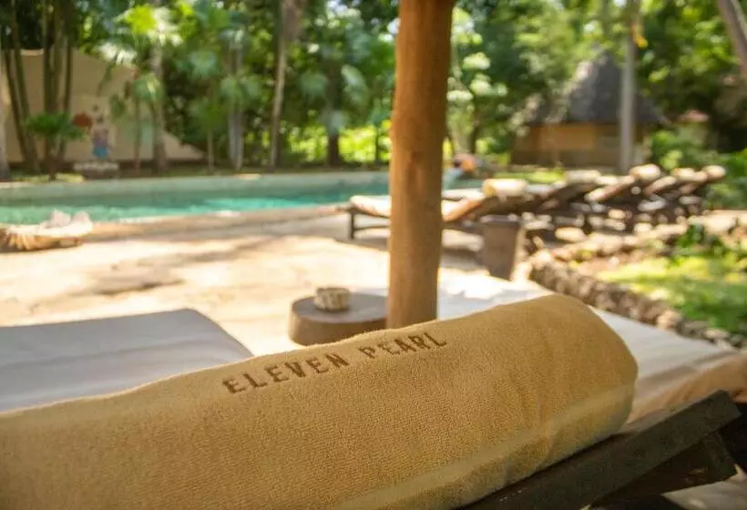 Eleven Pearl Boutique Hotel & Spa