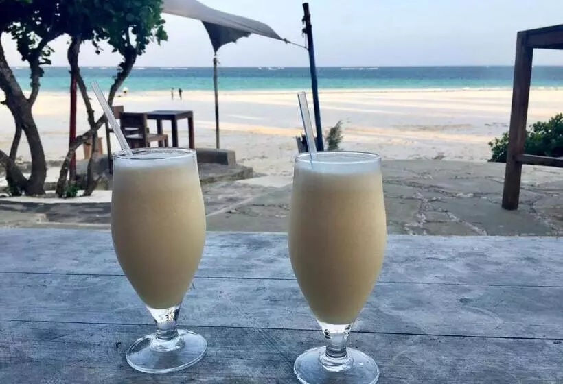 Eleven Pearl Boutique Hotel & Spa