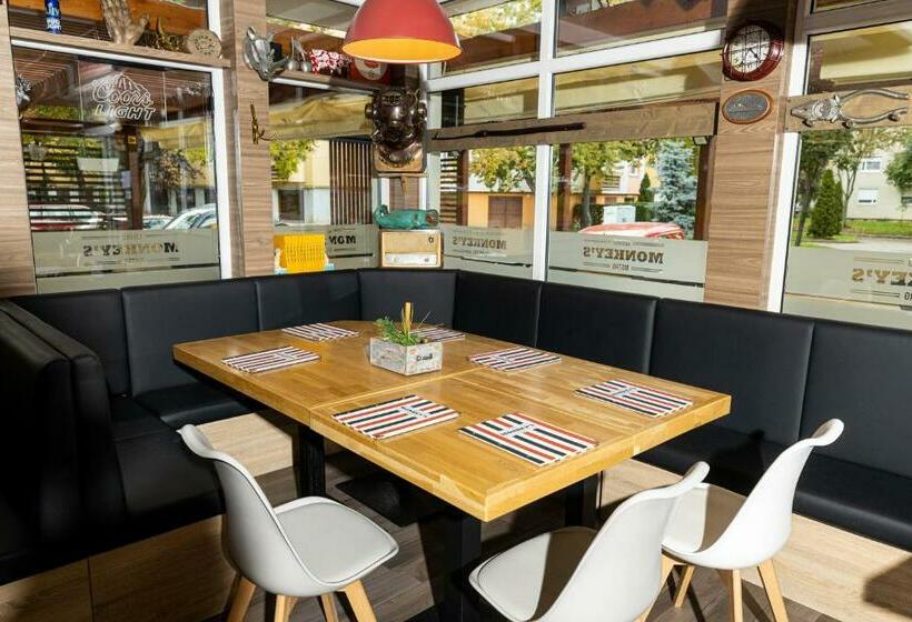 فندق Arena Deluxe & Spa