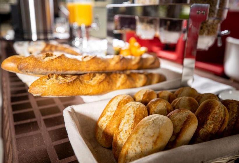 فندق Arena Deluxe & Spa