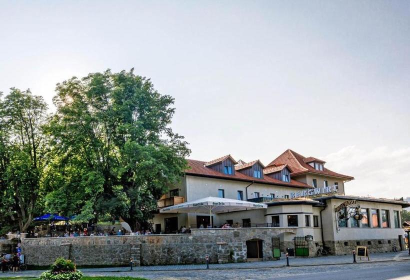 Bergwirt Hotel & Gasthof