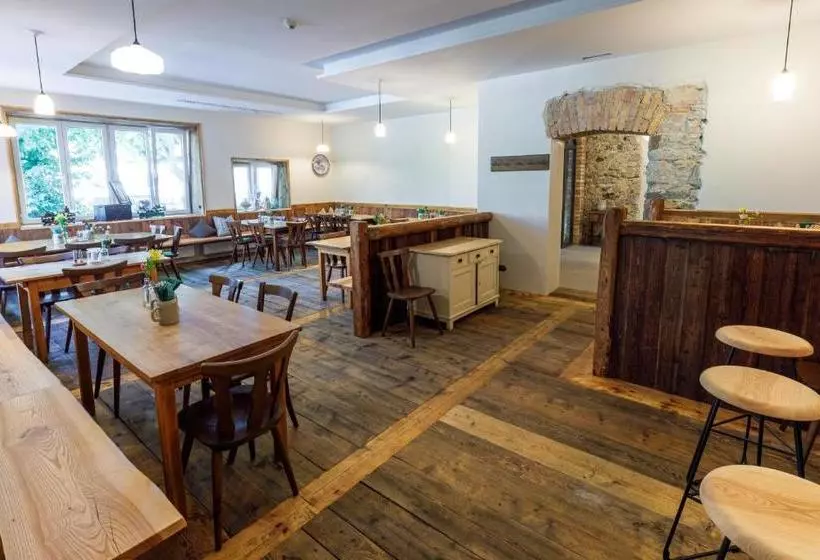 Bergwirt Hotel & Gasthof