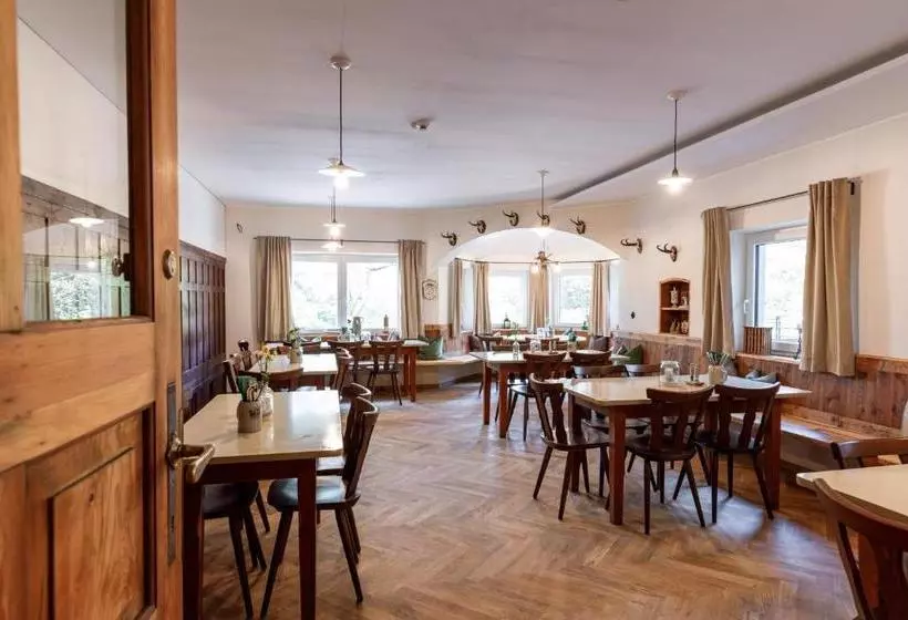 Bergwirt Hotel & Gasthof