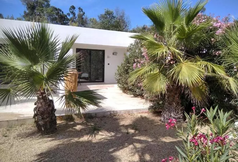 هتل Costa Bahia