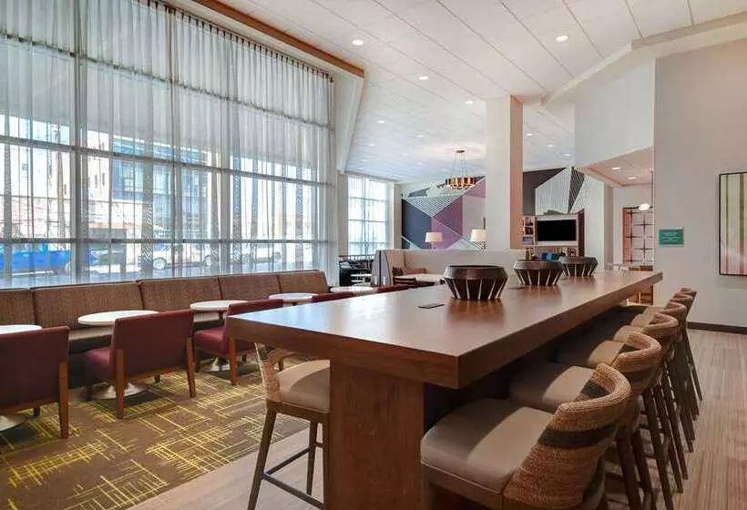 ホテル Home2 Suites By Hilton Tucson Downtown