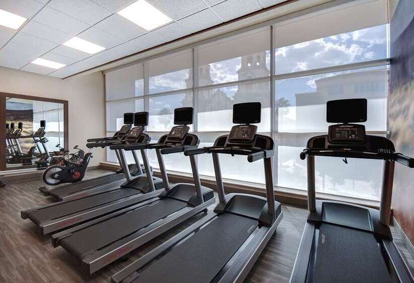 ホテル Home2 Suites By Hilton Tucson Downtown