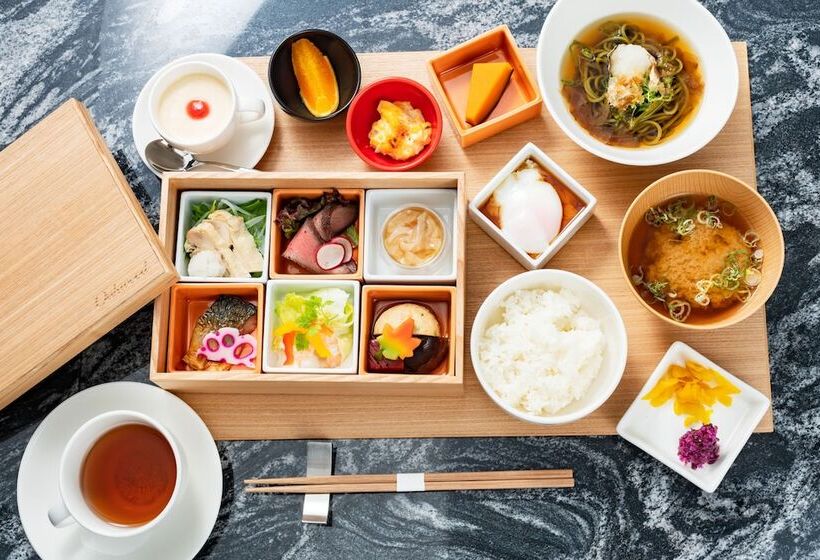 Oakwood Hotel Oike Kyoto