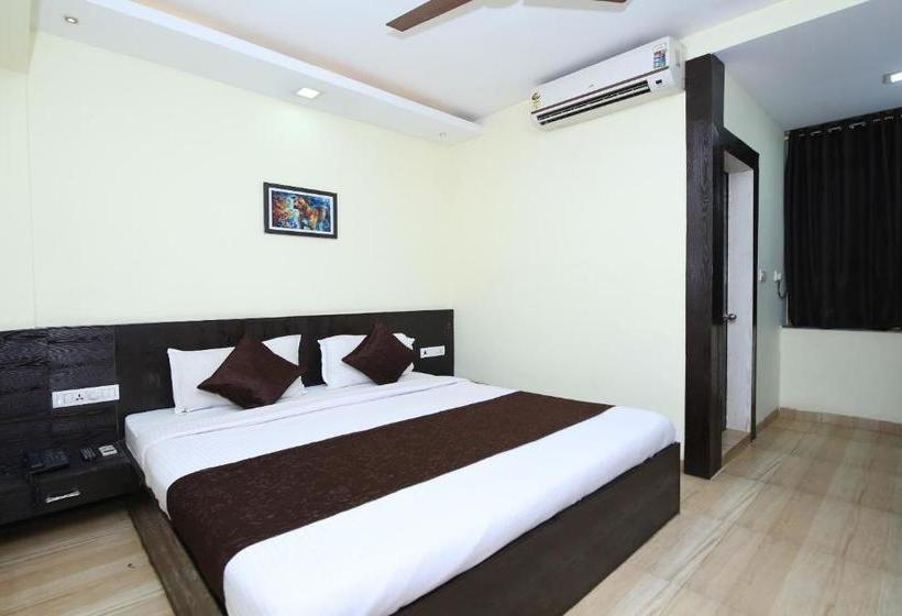 Hotel Wardhman, Jabalpur