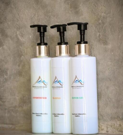 בית מלון כפרי The Blue Lagoon Resort Kalpitiya