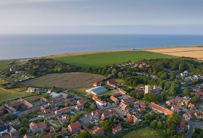 Отель The Ship Inn