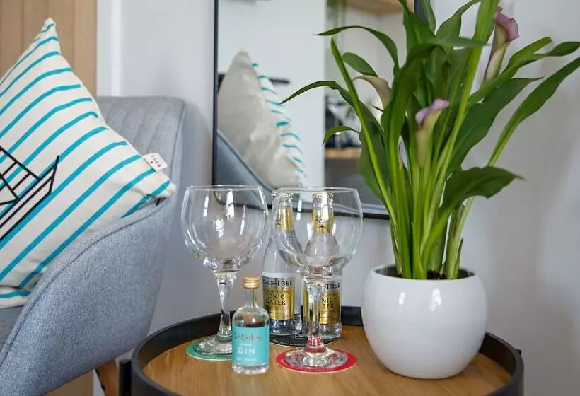 Hotelli The Ship Inn