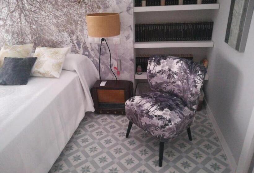 بنسيون Blaucel Cafè I Habitacions