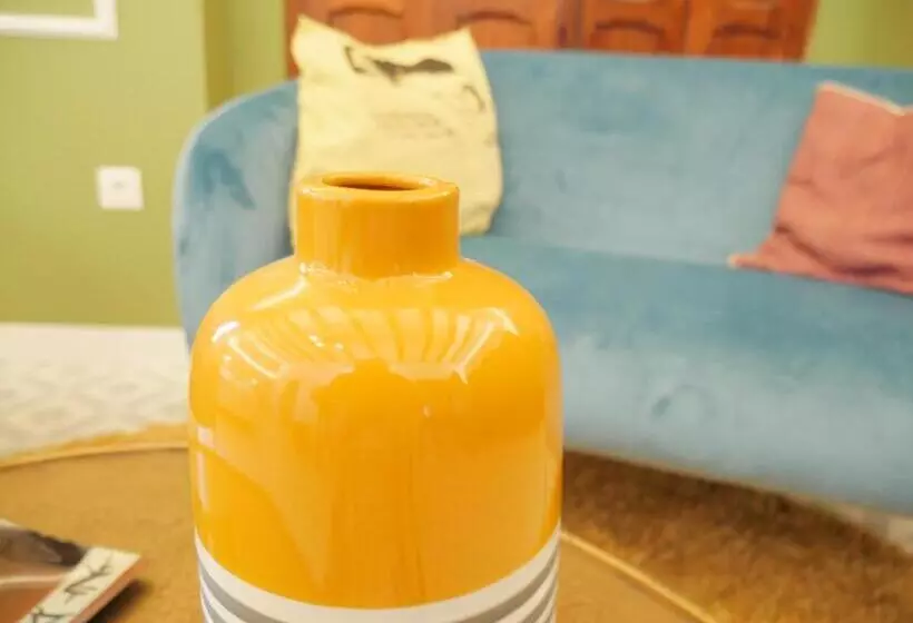 Majatalo Blaucel Cafè I Habitacions