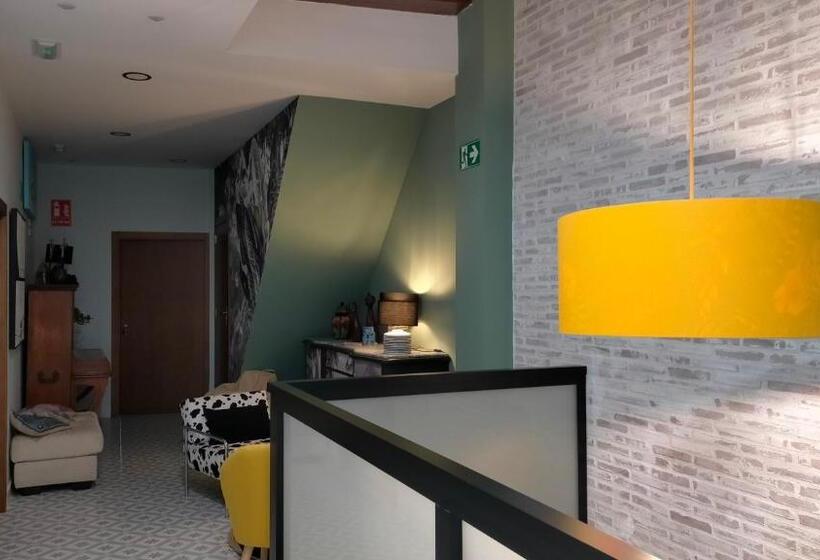 بنسيون Blaucel Cafè I Habitacions