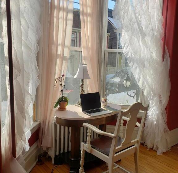 بنسيون The Jellybean Heritage Inn