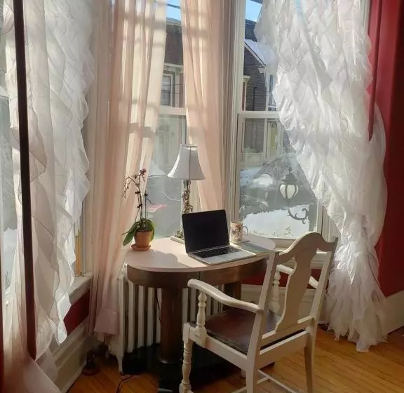 پانسیون The Jellybean Heritage Inn