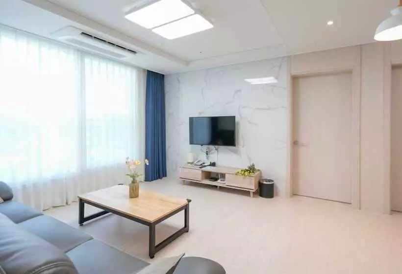 Firstcity Hotel Yeosu