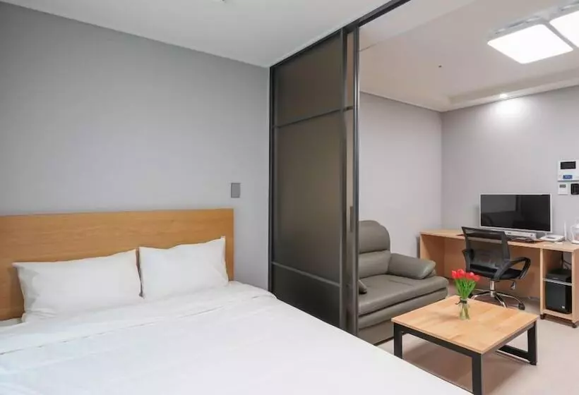 Firstcity Hotel Yeosu