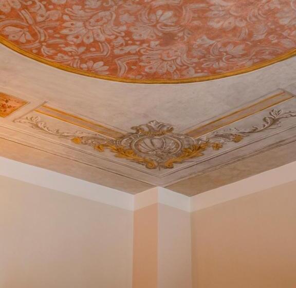 تختخواب و صبحانه Palazzo Dei Pavoni, Relais Di Charme