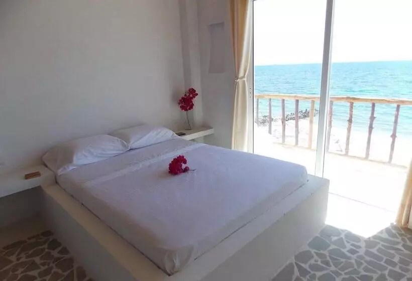 ペンション Casa Sattva  Bed & Breakfast