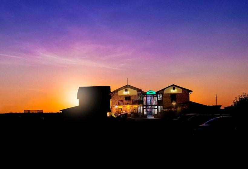 بنسيون Marliv Complex