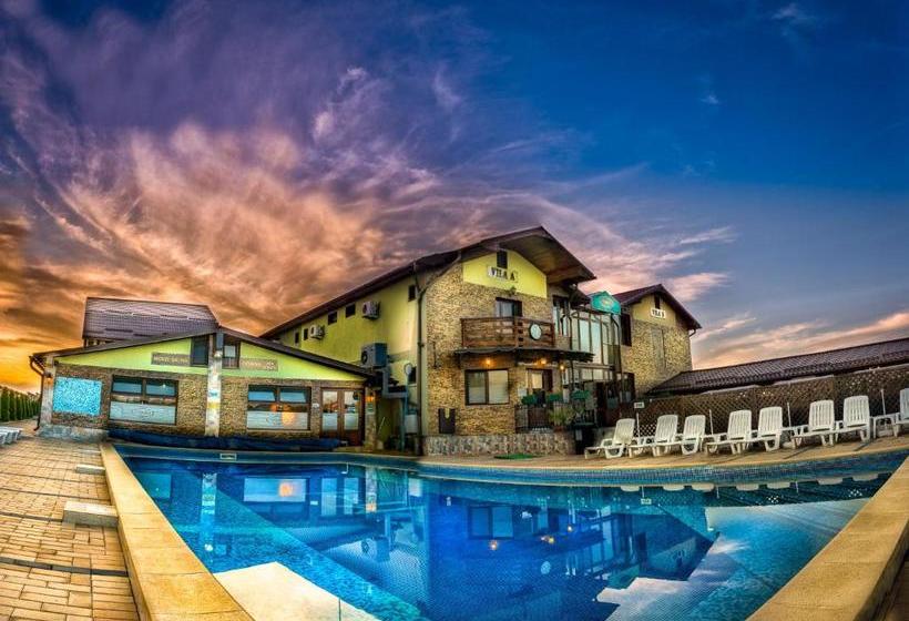 بنسيون Marliv Complex