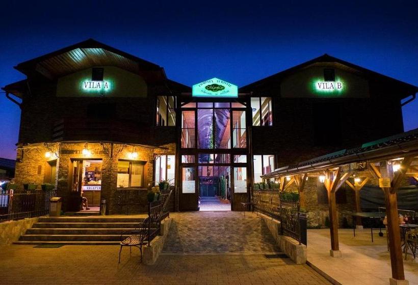 بنسيون Marliv Complex