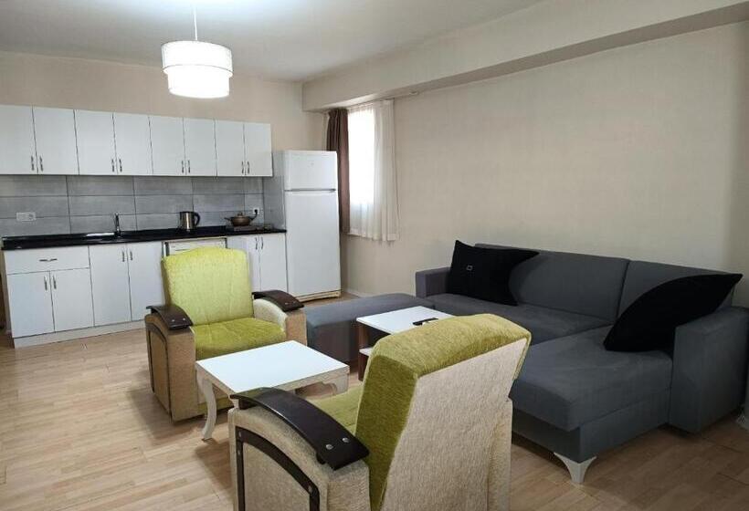 White Crown Apartman Ve Yaşam Merkezi