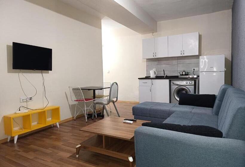 White Crown Apartman Ve Yaşam Merkezi