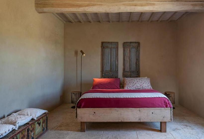 Follonico 4suite B&b