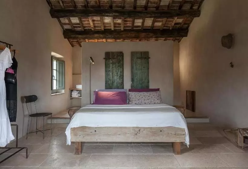 Follonico 4suite B&b