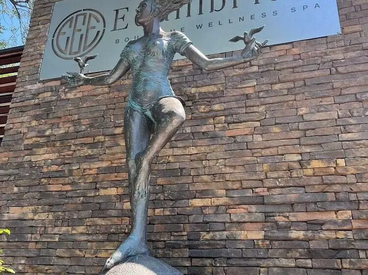 Fairview Hotels,spa & Golf Resort