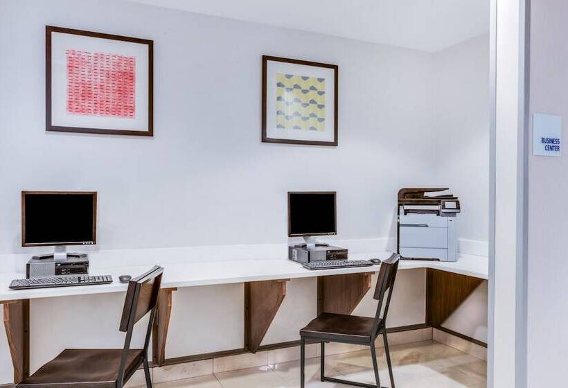 Holiday Inn Express Hotel & Suites Bethlehem, An Ihg