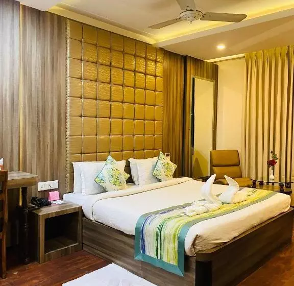 Hotelli Ajay International