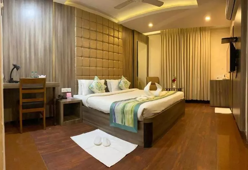 Hotelli Ajay International