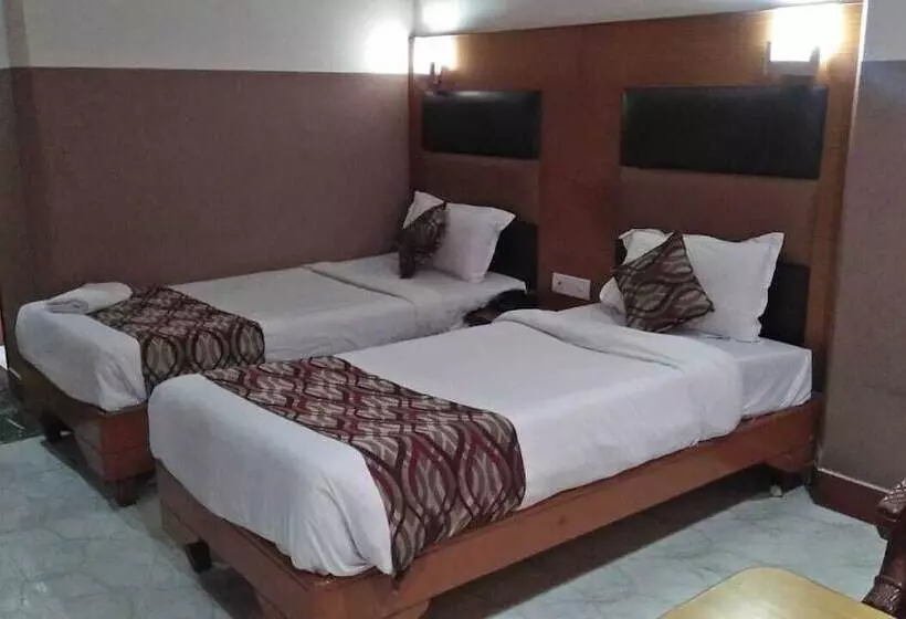 Hotel Ambarish Grand Residency