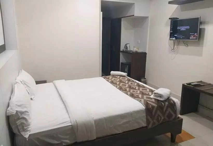 Hotel Ambarish Grand Residency