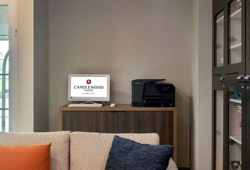 ホテル Candlewood Suites Enterprise, An Ihg