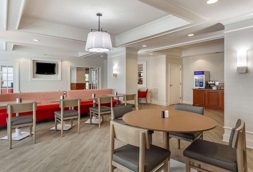 호텔 Comfort Inn & Suites