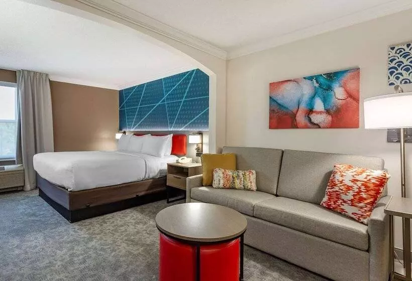 호텔 Comfort Inn & Suites