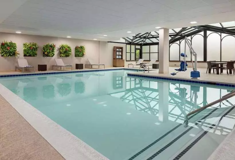 ホテル Embassy Suites By Hilton Atlanta Alpharetta