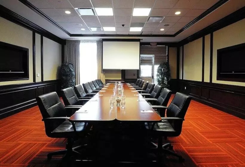 Отель Hilton Garden Inn Atlanta Marietta