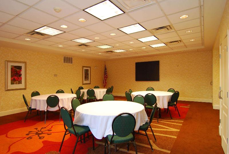 בית מלון כפרי Hilton Garden Inn Columbus/grove City