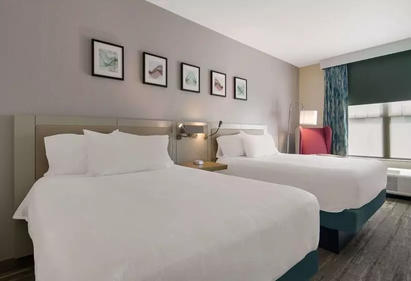 هتل Hilton Garden Inn Madison West/middleton