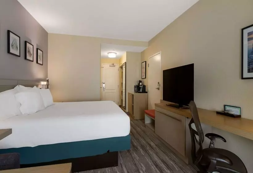 هتل Hilton Garden Inn Madison West/middleton