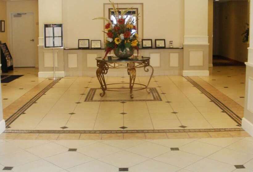 בית מלון כפרי Hilton Garden Inn Yakima Downtown