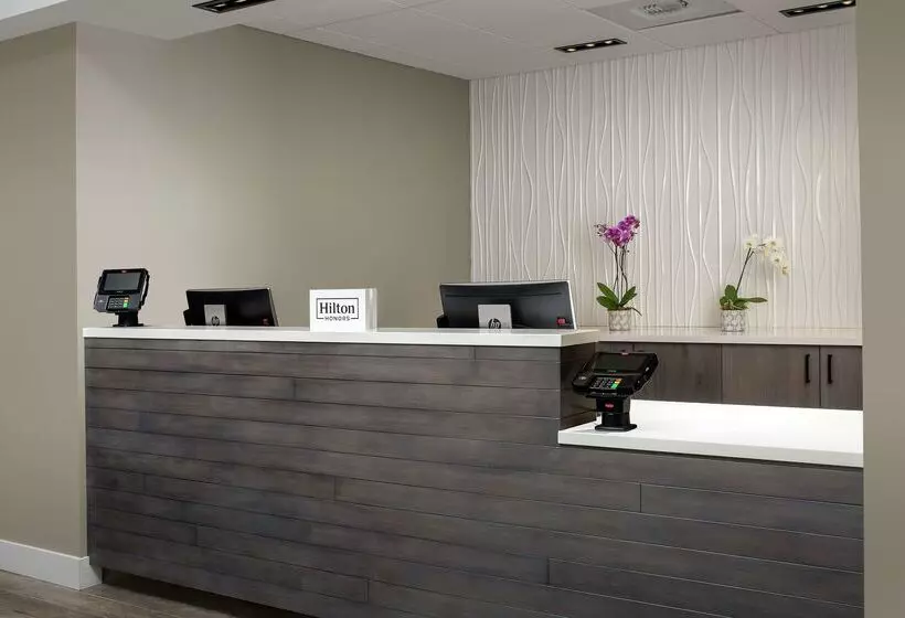 هتل Hilton Garden Inn Yakima Downtown