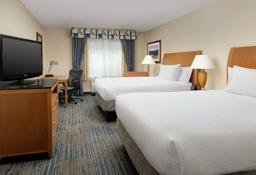 هتل Hilton Garden Inn Yakima Downtown