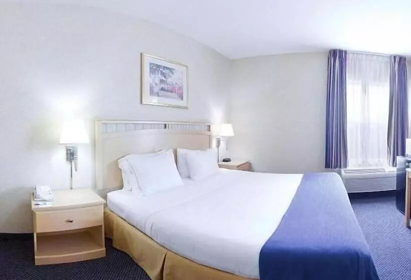 בית מלון כפרי Abilene Inn & Suites