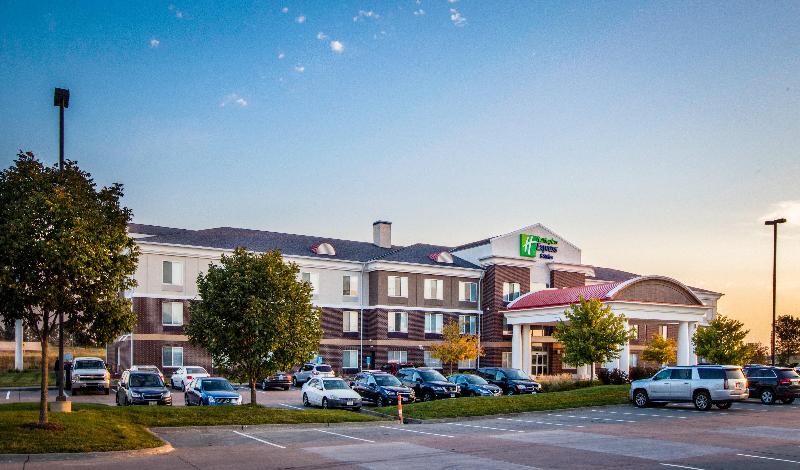 Holiday Inn Express Hotel & Suites Altoona Des Moines, An Ihg
